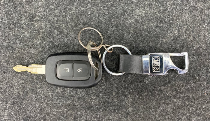 2019 Renault Kwid RXT Opt, Petrol, Manual, 21,311 km, Key Close Up