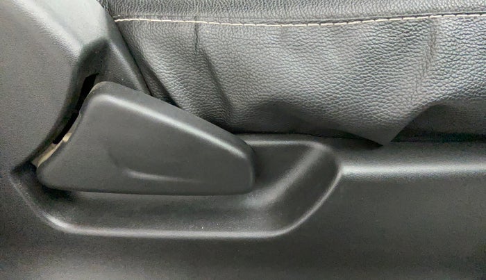2018 Datsun Redi Go T (O), Petrol, Manual, 28,385 km, Driver Side Adjustment Panel