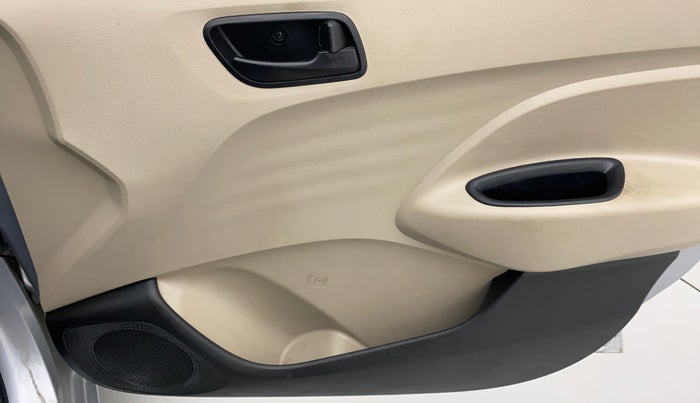 2020 Hyundai NEW SANTRO MAGNA, Petrol, Manual, 17,432 km, Driver Side Door Panels Control