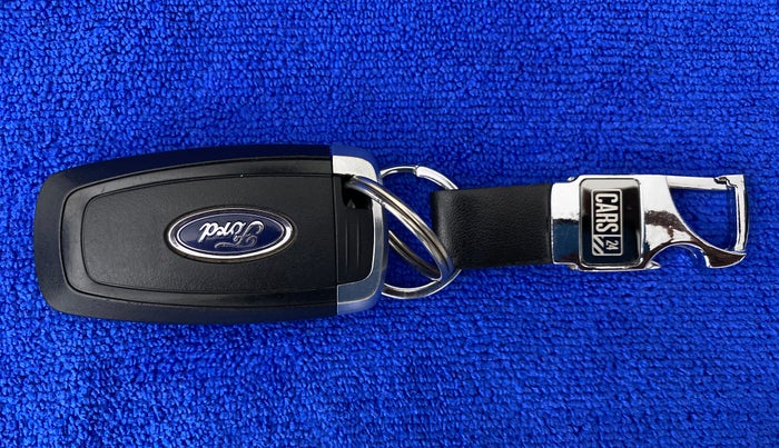 2020 Ford FREESTYLE TITANIUM 1.2 TI-VCT MT, Petrol, Manual, 33,341 km, Key Close Up