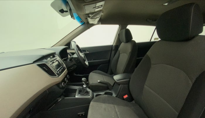 2015 Hyundai Creta S 1.6 PETROL, Petrol, Manual, 28,686 km, Right Side Front Door Cabin