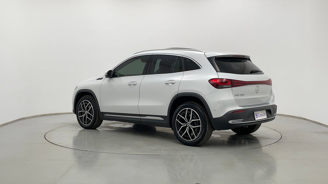 Left Back Diagonal (45- Degree) View