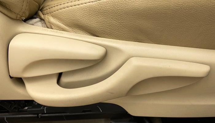 2018 Toyota YARIS G CVT, Petrol, Automatic, 14,875 km, Driver Side Adjustment Panel