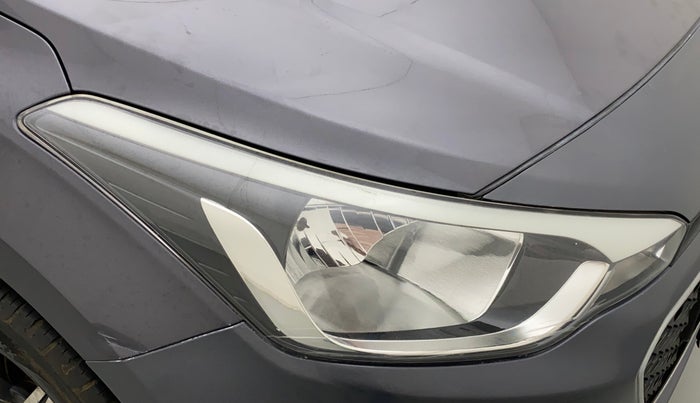 2015 Hyundai Elite i20 MAGNA 1.2, Petrol, Manual, 35,871 km, Right headlight - Minor scratches