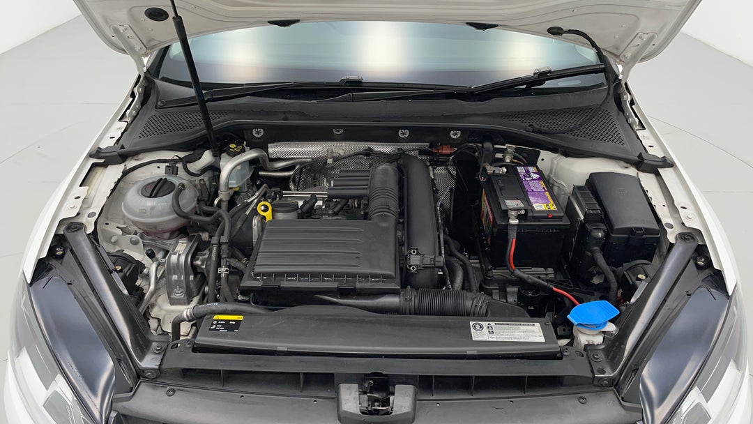 Open Bonnet (Engine)