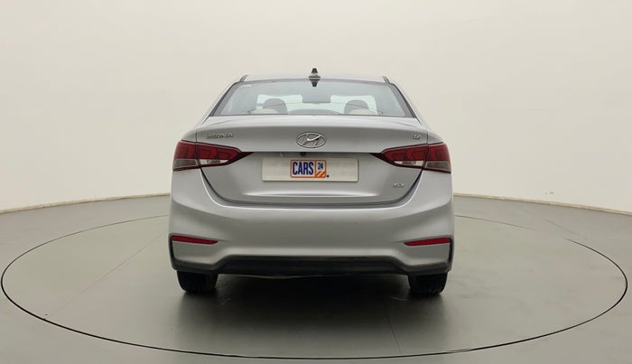 2017 Hyundai Verna 1.6 VTVT SX, Petrol, Manual, 89,581 km, Back/Rear