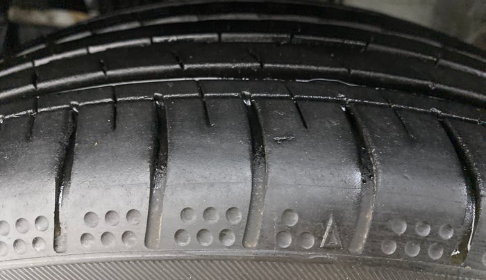 2019 Honda City SV MT DIESEL, Diesel, Manual, 55,675 km, Right Front Tyre Tread
