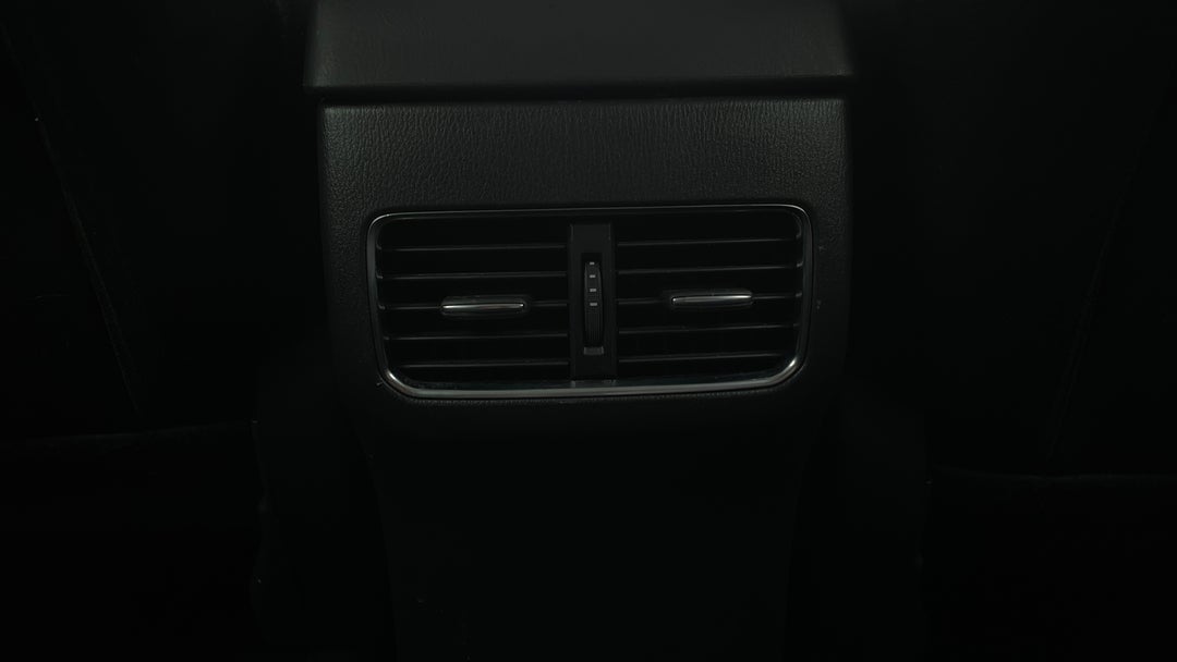 Rear A/C Vent