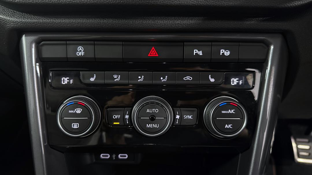 2021 Volkswagen T-roc 140tsi Sport, Automatic, 118322 km, Utility Switches/Buttons