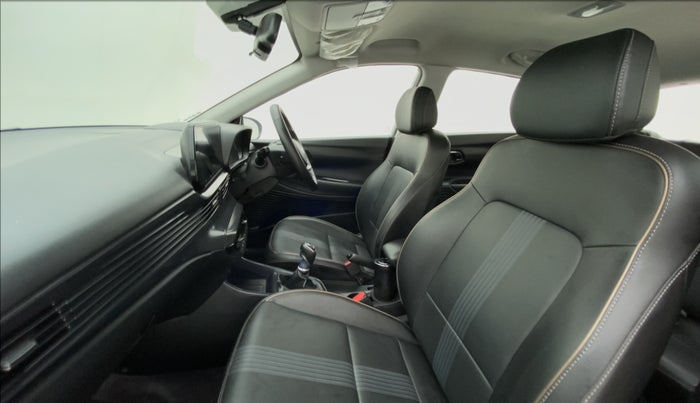 2020 Hyundai NEW I20 Asta 1.0 GDI Turbo IMT, Petrol, Manual, 15,515 km, Right Side Front Door Cabin