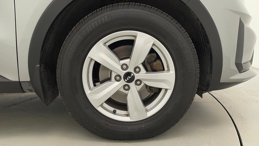 2022 Kia Sorento S 7 Seat, Automatic, 65328 km, Right Front Wheel