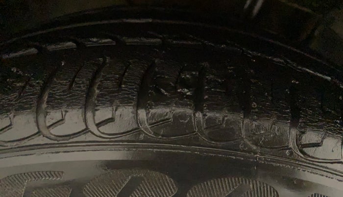 2018 Tata Tiago XZ PLUS PETROL, CNG, Manual, 36,007 km, Right Rear Tyre Tread
