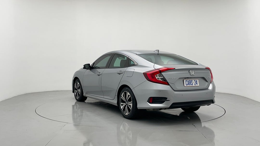 Left Back Diagonal (45- Degree) View