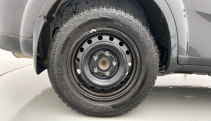 2018 Mahindra XUV500 W7, Diesel, Manual, 90,493 km, Right Rear Wheel