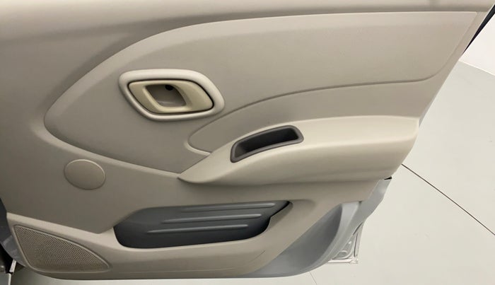 2016 Datsun Redi Go T (O), Petrol, Manual, 7,352 km, Driver Side Door Panels Control