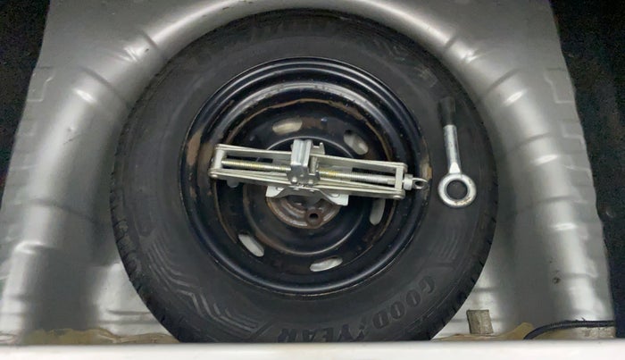 2016 Datsun Redi Go T (O), Petrol, Manual, 7,352 km, Spare Tyre