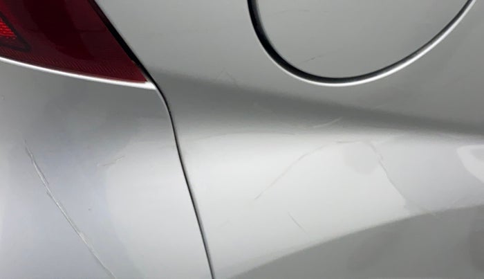 2016 Datsun Redi Go T (O), Petrol, Manual, 7,352 km, Right quarter panel - Minor scratches