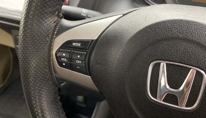 2016 Honda Brio 1.2 S MT I VTEC, Petrol, Manual, 34,456 km, Steering wheel - Sound system control not functional