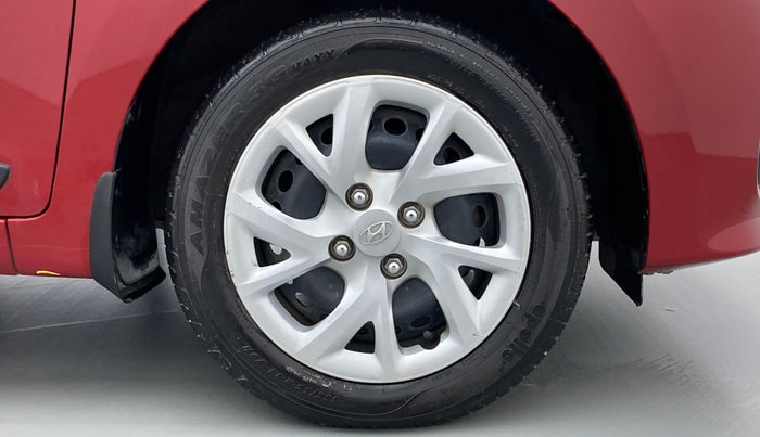 2018 Hyundai Grand i10 SPORTZ 1.2 KAPPA VTVT, Petrol, Manual, 13,696 km, Right Front Wheel