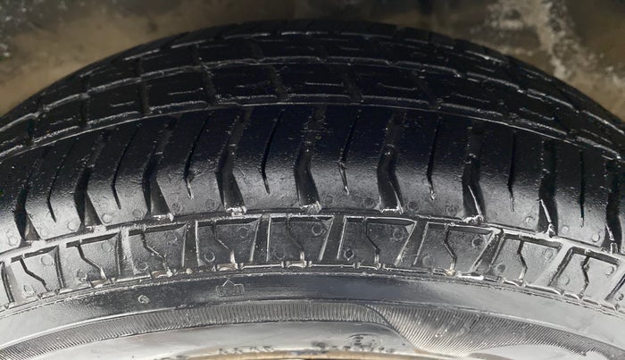 2018 Maruti Alto 800 VXI, Petrol, Manual, 24,853 km, Left Front Tyre Tread