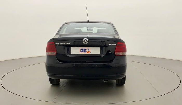 2011 Volkswagen Vento TRENDLINE 1.6, Petrol, Manual, 37,237 km, Back/Rear