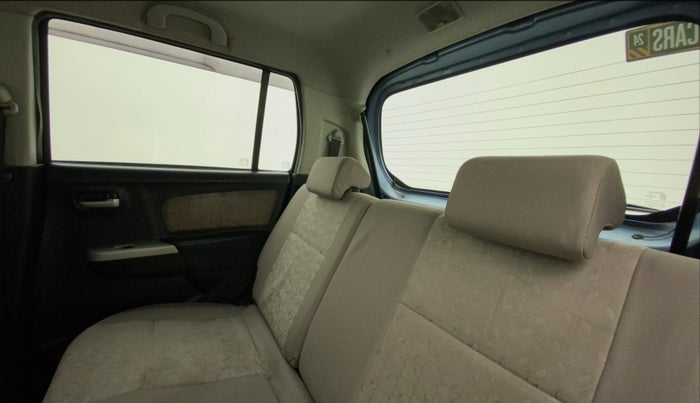 2013 Maruti Wagon R 1.0 VXI, Petrol, Manual, 72,094 km, Right Side Rear Door Cabin