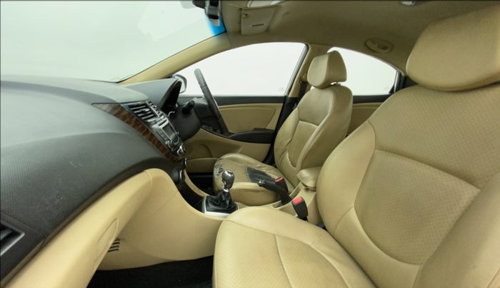 2013 Hyundai Verna FLUIDIC 1.6 VTVT SX OPT, Petrol, Manual, 91,163 km, Right Side Front Door Cabin