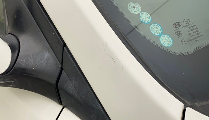 2013 Hyundai Verna FLUIDIC 1.6 VTVT SX OPT, Petrol, Manual, 91,163 km, Right A pillar - Minor scratches