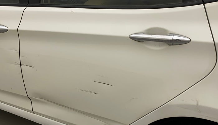 2013 Hyundai Verna FLUIDIC 1.6 VTVT SX OPT, Petrol, Manual, 91,163 km, Rear left door - Slightly dented