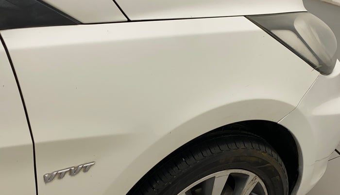 2013 Hyundai Verna FLUIDIC 1.6 VTVT SX OPT, Petrol, Manual, 91,163 km, Right fender - Minor scratches