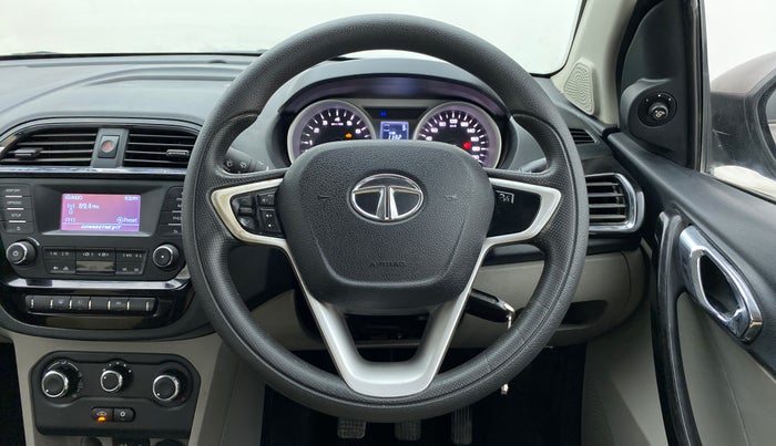 2016 Tata Tiago XZ 1.2 REVOTRON, Petrol, Manual, 43,518 km, Steering Wheel Close-up