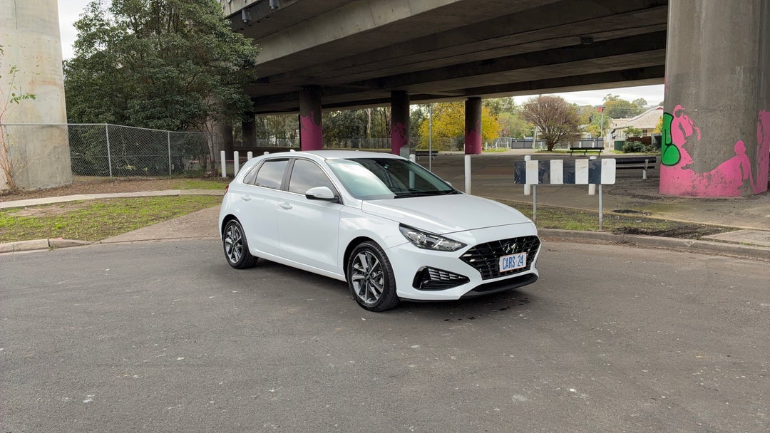 Right Front Diagonal (45- Degree) View