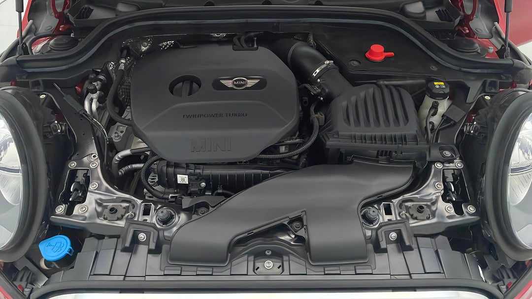 Open Bonnet (Engine)