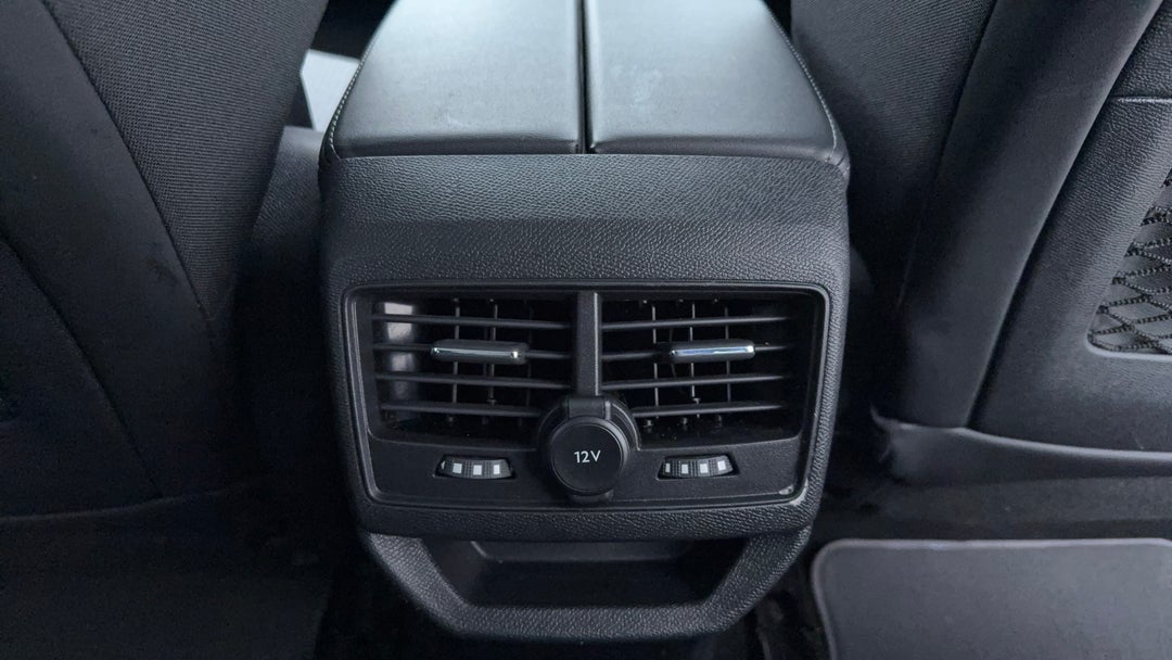 Rear A/C Vent