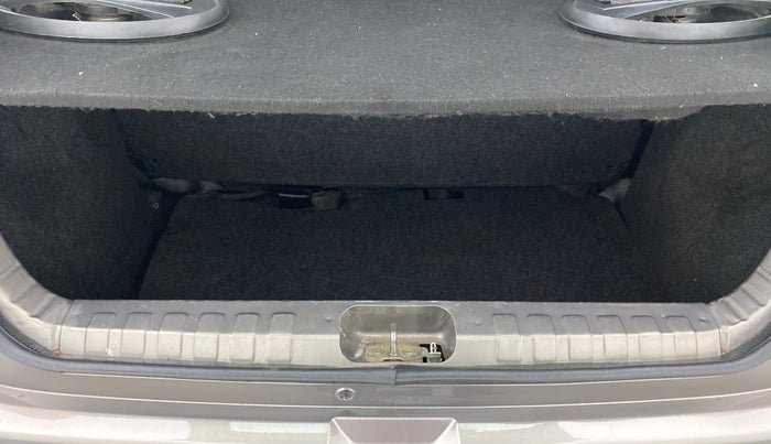 2018 Datsun Redi Go T (O), Petrol, Manual, 24,316 km, Boot Inside View