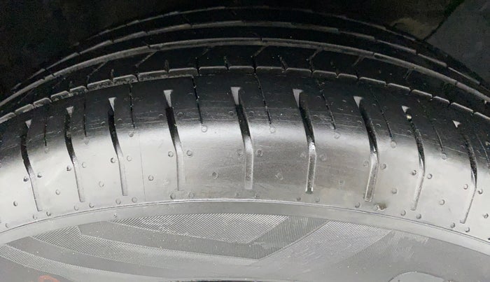 2016 Hyundai Creta 1.4 S CRDI, Diesel, Manual, 54,925 km, Right Front Tyre Tread