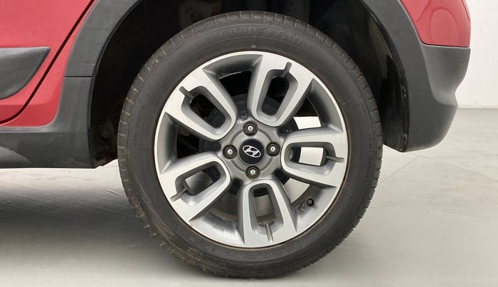2016 Hyundai i20 Active 1.2 SX, Petrol, Manual, 12,488 km, Left Rear Wheel