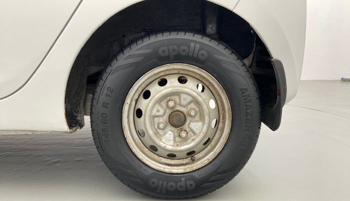 2017 Hyundai Eon ERA PLUS, Petrol, Manual, 48,804 km, Left Rear Wheel