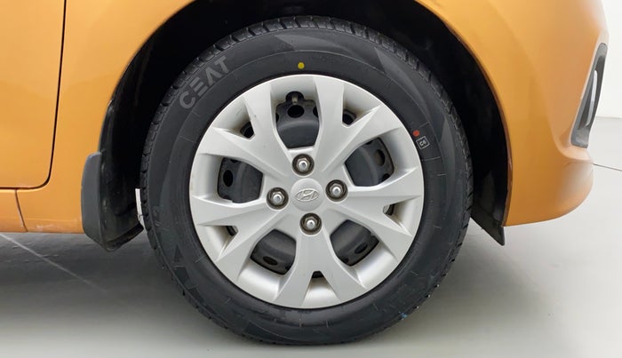 2014 Hyundai Grand i10 MAGNA 1.2 VTVT, Petrol, Manual, 68,182 km, Right Front Wheel