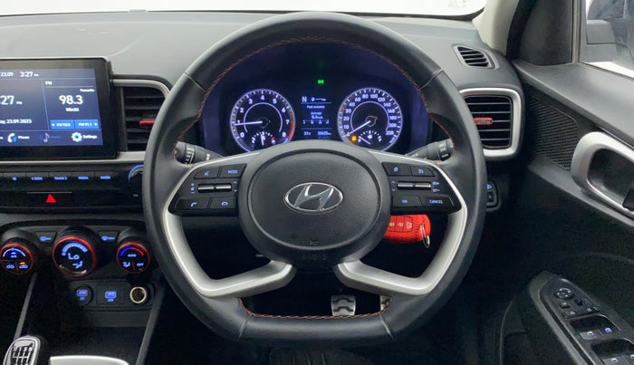 2020 Hyundai VENUE SX 1.0 TURBO IMT DUAL TONE SPORT, Petrol, Manual, 30,625 km, Steering Wheel Close Up