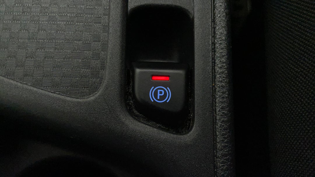 2023 Toyota Yaris Cross Gx Hybrid, Automatic, 52073 km, Handbrake