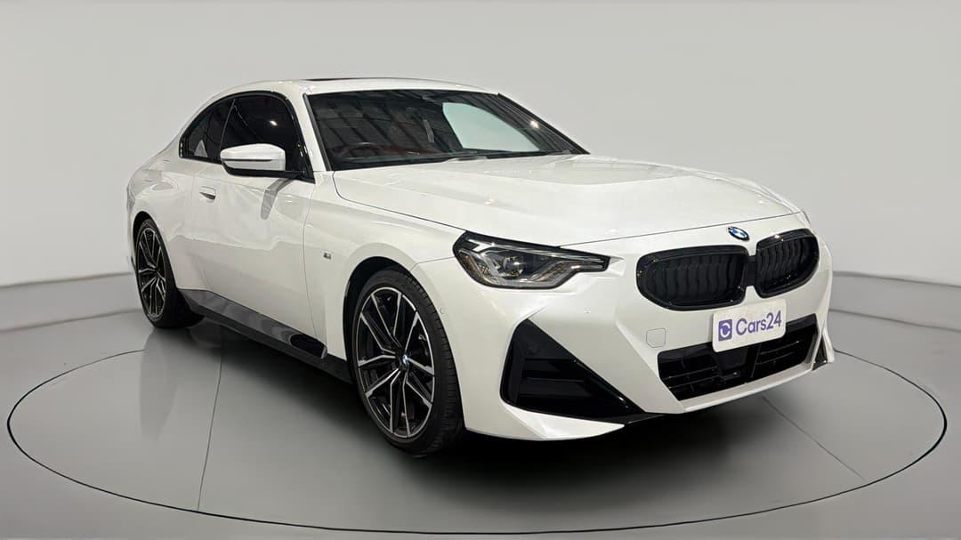 2023 BMW 2 30i M Sport, Automatic, 21605 km, Right Front Diagonal (45- Degree) View