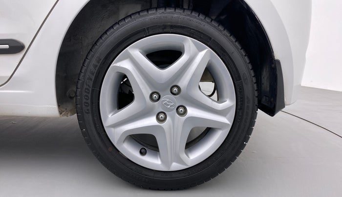 2017 Hyundai Elite i20 ASTA 1.2, Petrol, Manual, 18,327 km, Left Rear Wheel