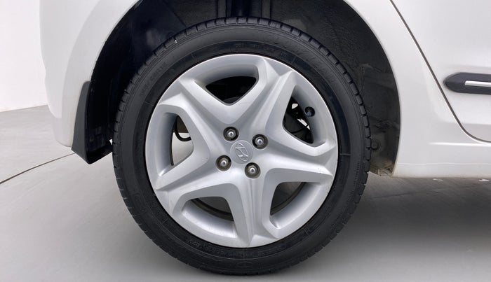2017 Hyundai Elite i20 ASTA 1.2, Petrol, Manual, 18,327 km, Right Rear Wheel