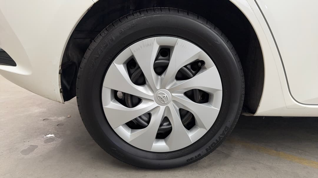 2015 Toyota Corolla Ascent, Automatic, 173680 km, Right Rear Wheel