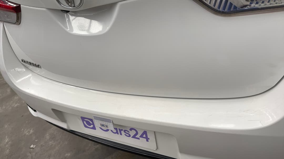 2015 Toyota Corolla Ascent, Automatic, 173680 km, Bumper Rear Scuff