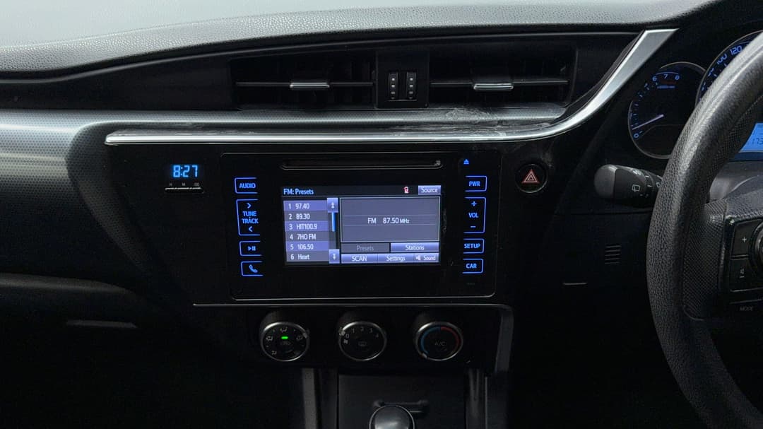 2015 Toyota Corolla Ascent, Automatic, 173680 km, Center Console