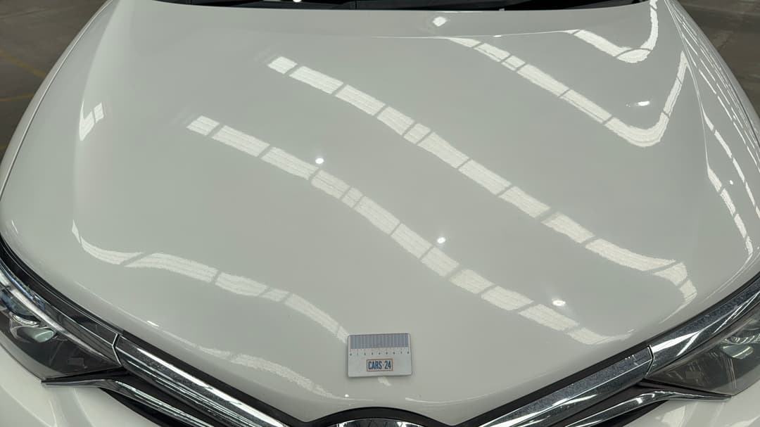 2015 Toyota Corolla Ascent, Automatic, 173680 km, Bonnet Chip