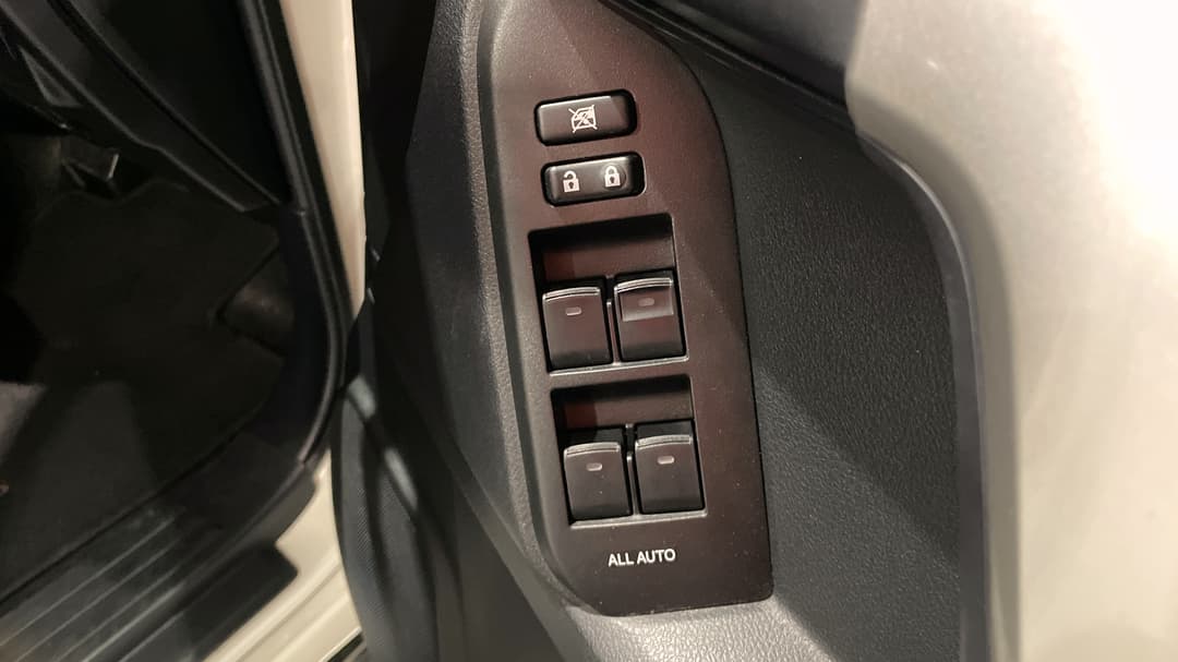 2019 Toyota Landcruiser Prado Gxl (4x4), Automatic, 82175 km, Drivers Side Door Panel Controls