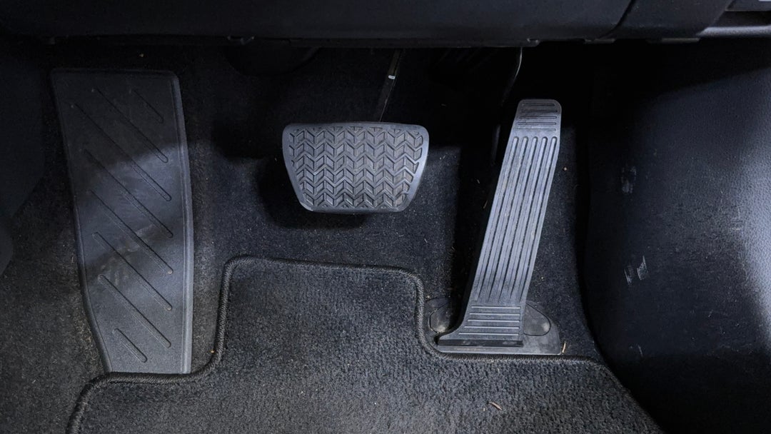 Pedals and Footmat
